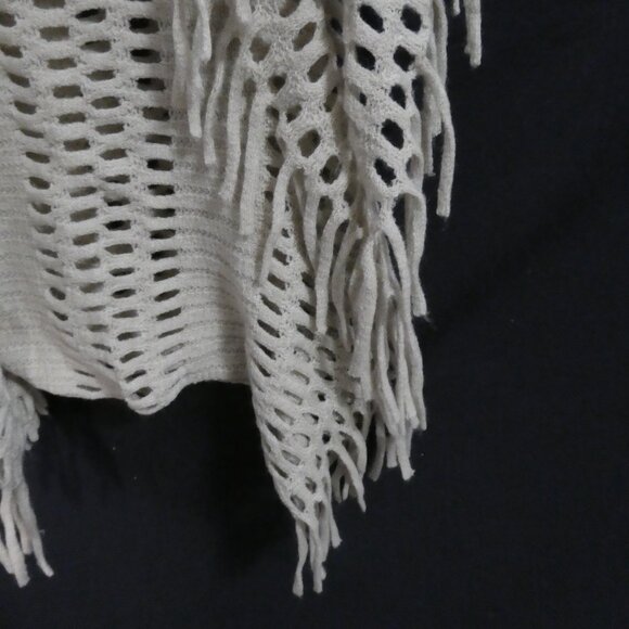 ALDO | OS one size | Beige Crochet Fringe Infinity Scarf - Picture 7 of 14